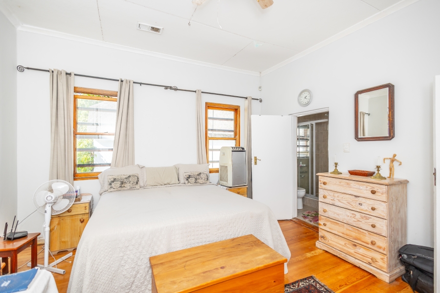 5 Bedroom Property for Sale in Langerug Western Cape